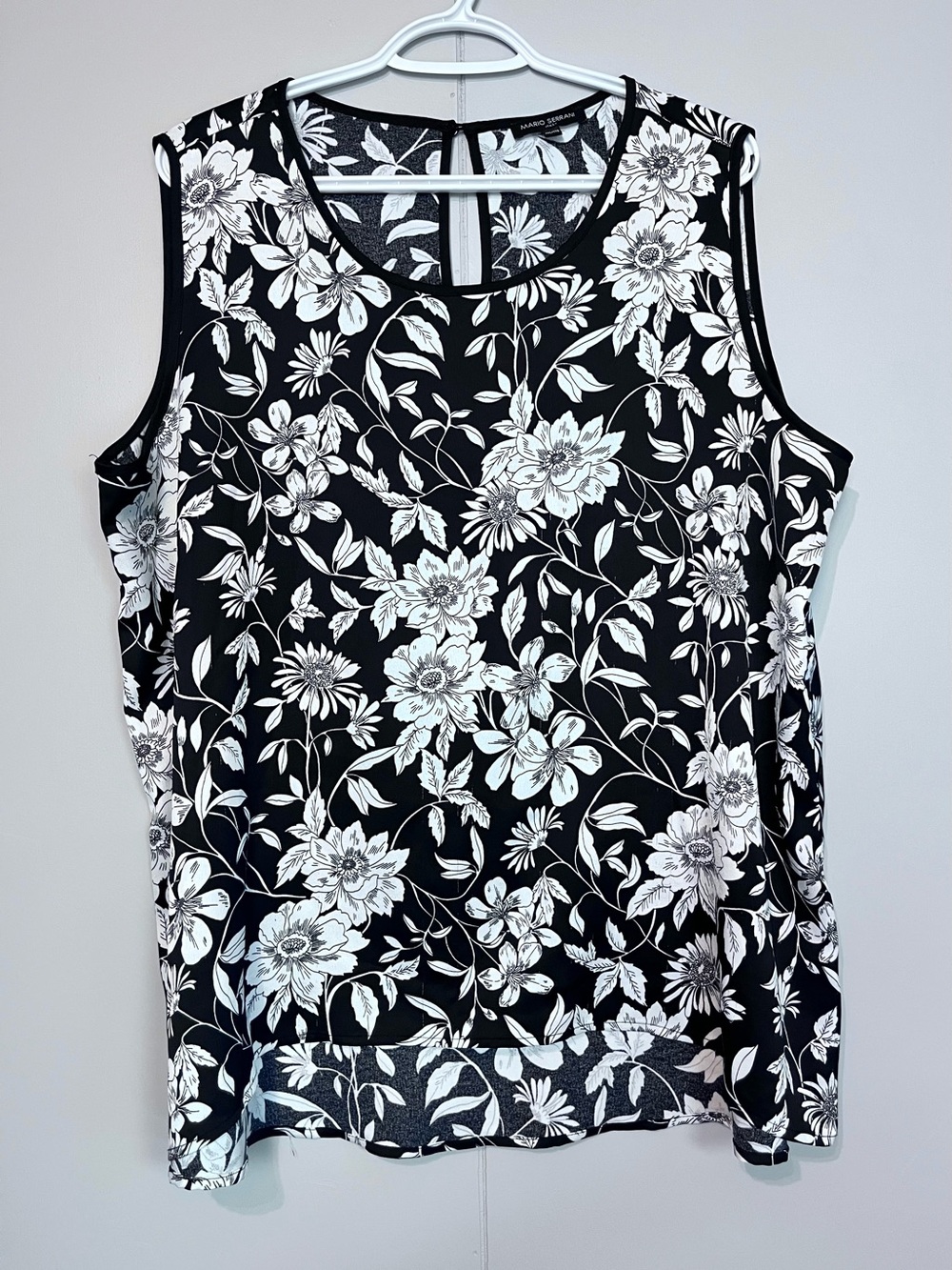 Mario Serrani Italy Black White Floral Sleeveless Blouse Top XXL
